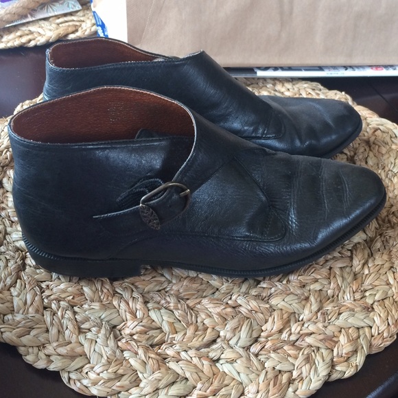 🌿ON HOLD🌿Vintage black ankle boots