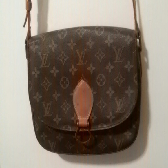 SOLD....Authentic LV monogram saint cloud