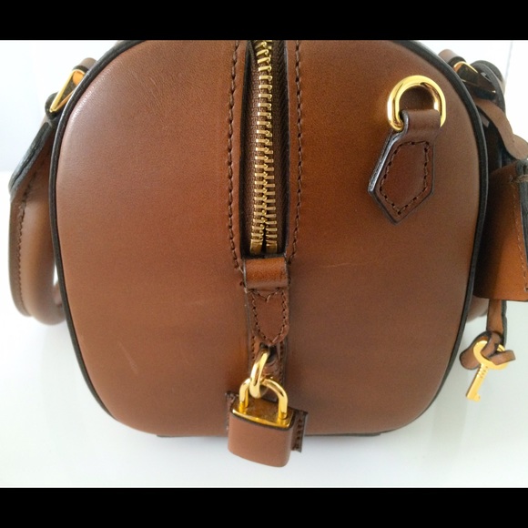 *SOLD*NWT Burberry London Leather Alchester Bag - Picture 3 of 4