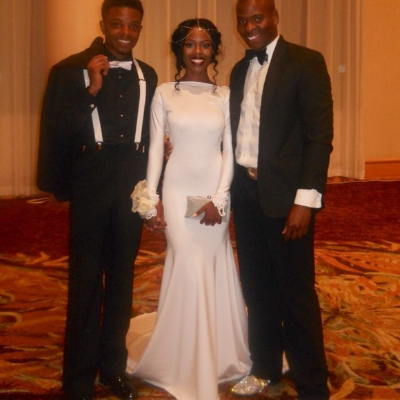 PROM DRESS - Picture 4 of 4