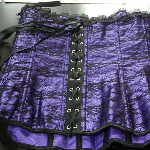 (Sold)Boned overbust corset waist clincher - Picture 3 of 3