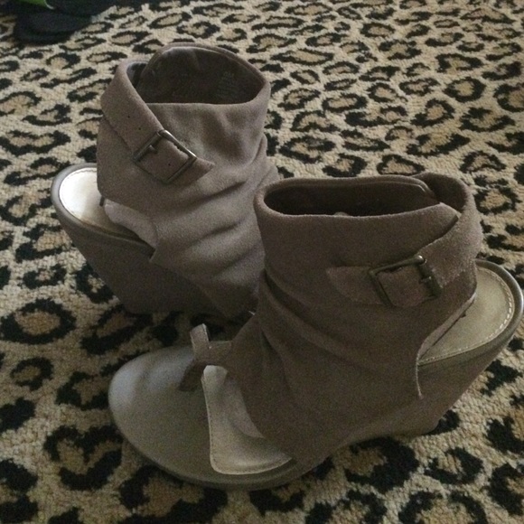Spring wedges!