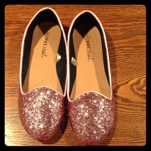 Sparkly pink ballet flats