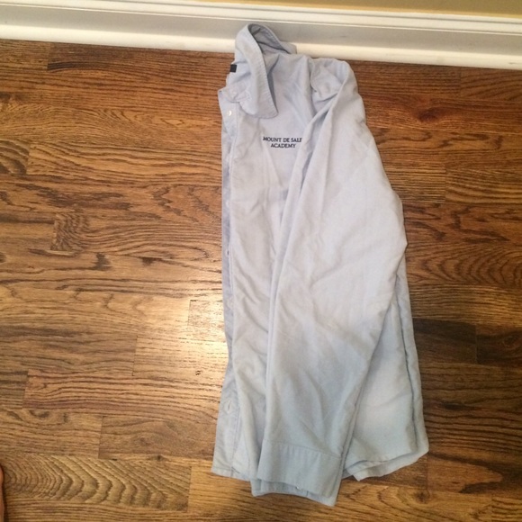 Uniform top