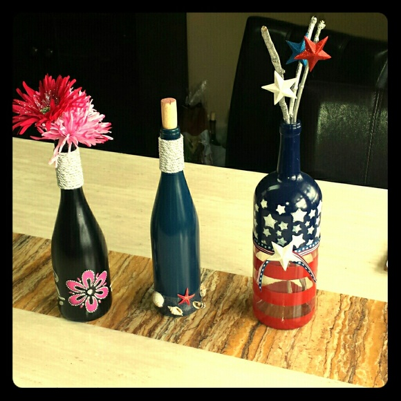 Decorated hand made wine bottles - Picture 1 of 1