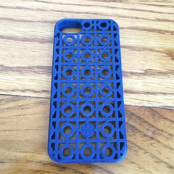Tory Burch Accessories - Tory Burch iPhone 5 Case