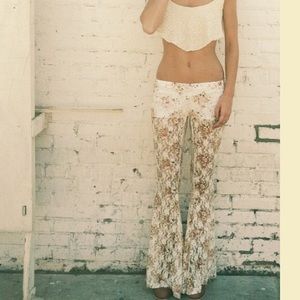 Brandy Bellbottoms🌷🌼