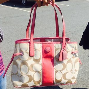 Never used the bag and I don't want it anymore.