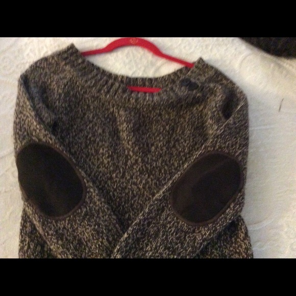 Sweater bundle - Picture 2 of 4
