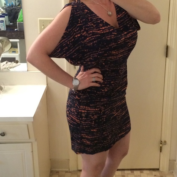 BNWT BCBGeneration open back adorable dress