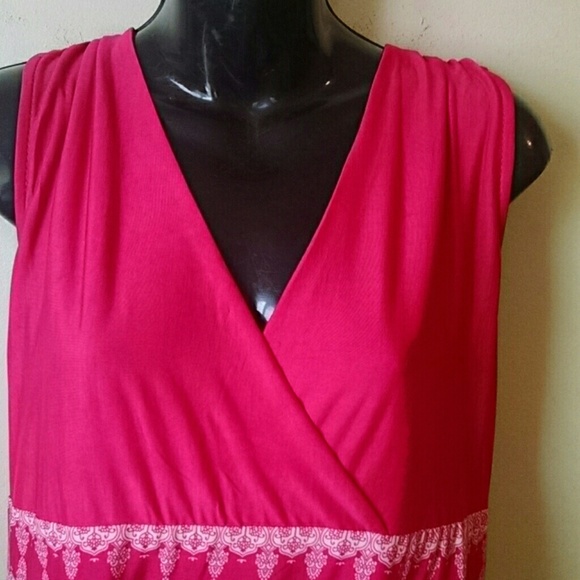 SALMON COLORED MAXI WITH BEAUTIFUL DESIGN - Picture 3 of 4