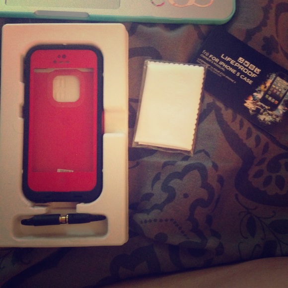 Lifeproof Case