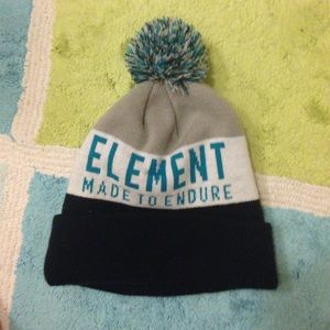 Element winter hat with Pom