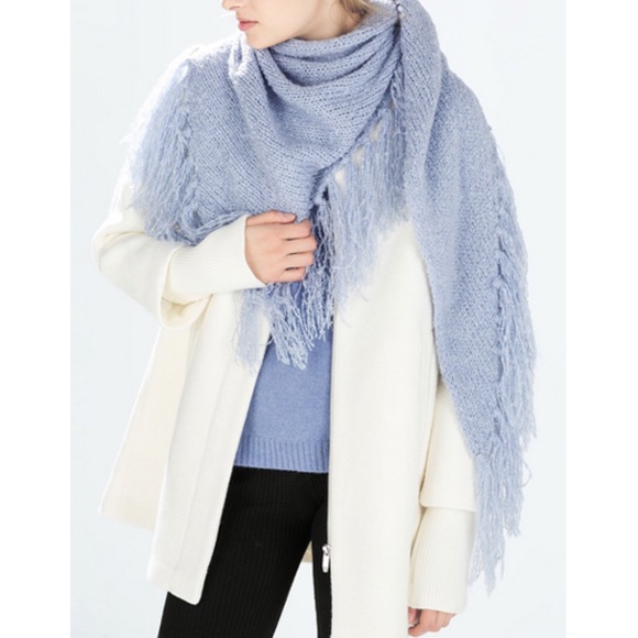 Zara Accessories - 🔴SALE🔴🎉HOST PICK🎉Authentic Zara scarf