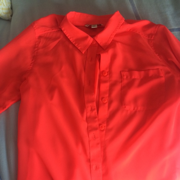 Pink button up - Picture 3 of 3