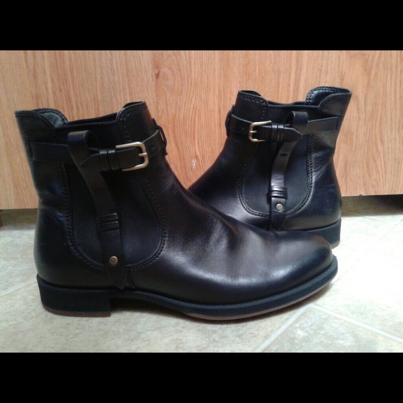 ECCO ankle boots