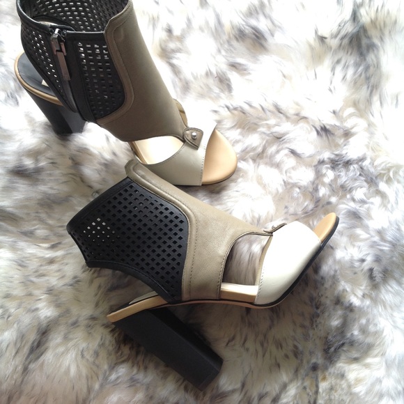 SOLD NEW DOLCE VITA Nona boot sandal olive leather - Picture 2 of 4