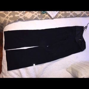 Lululemon pants size 4