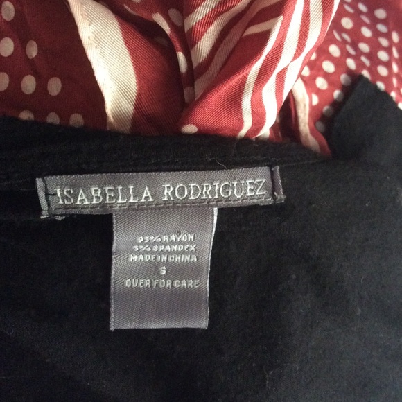 🚫BUNDLED🚫🌹Bl Top Scoop Neck & Ruffles🌹 - Picture 3 of 3