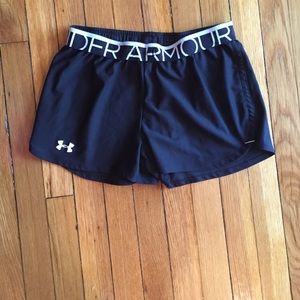 Under Armour shorts size small
