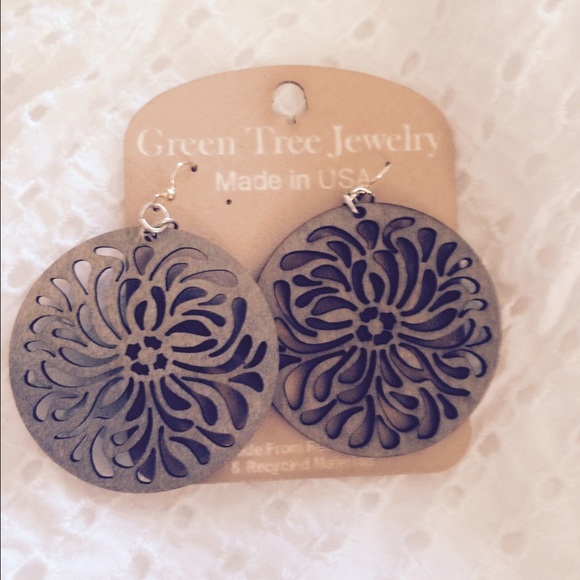 Green Tree Jewelry earrings,Eco- friendly $10