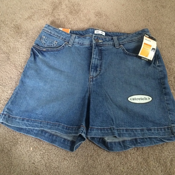 Denim shorts size:12