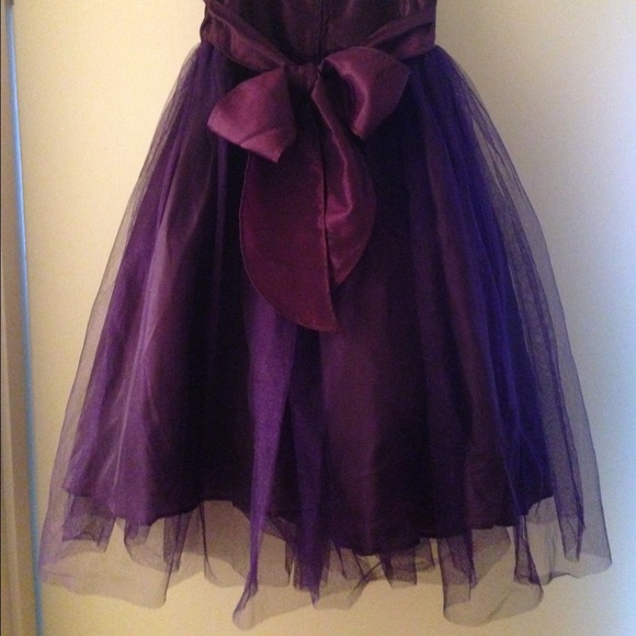 Dress - Picture 3 of 4