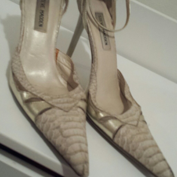 Ladies shoes