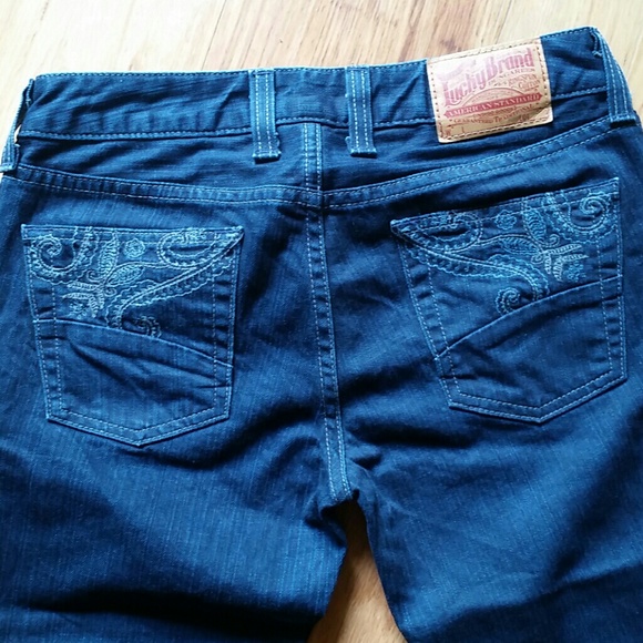 LUCKY BRAND JEANS. INSEAM " 31 "