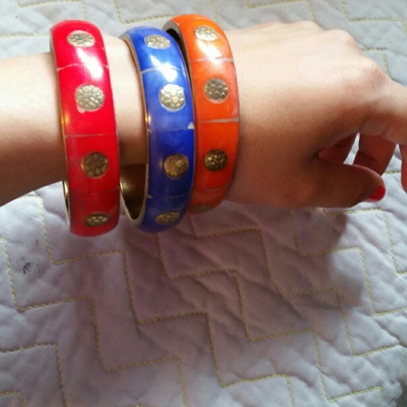 Colors Bangles. - Picture 3 of 4