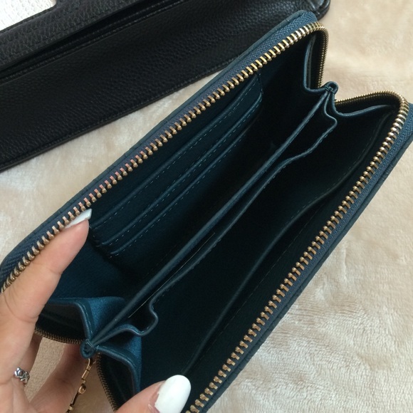 Teal Snake Print Phone Wallet/Wistlet - Picture 2 of 2