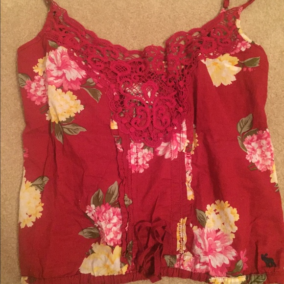 NWOT Abercrombie & Fitch Floral Crop
