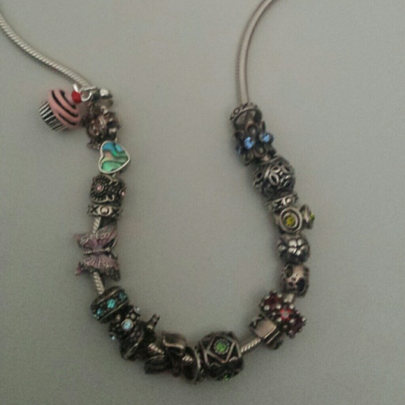 🔴XO HUGS and KISSES spacer beads - Picture 2 of 2