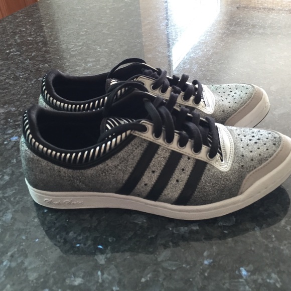 LIMITED sleek series Adidas!