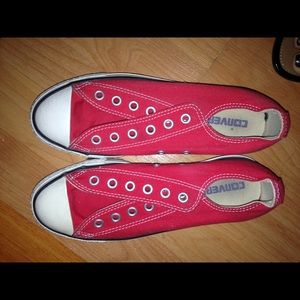 Red converse