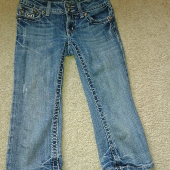 Miss Me Denim - Girls miss me capris. Cute blingy back