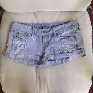 AE light wash distressed denim shorts