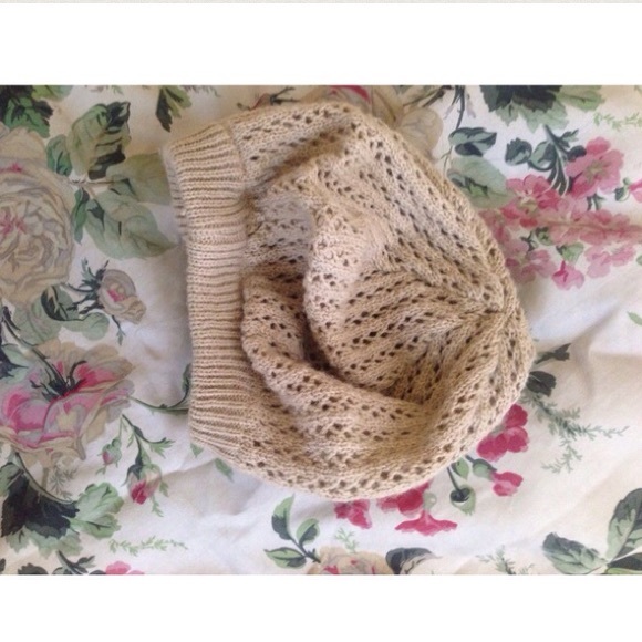 🌿 Knit Beanie Bundle - Picture 2 of 4