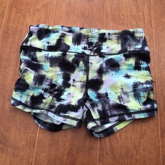 VSX pattern spandex shorts