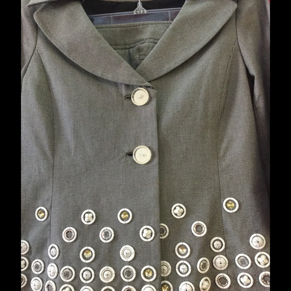 Pant suit - Picture 2 of 3