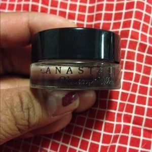 🌹preloved used once Anastasia pomade