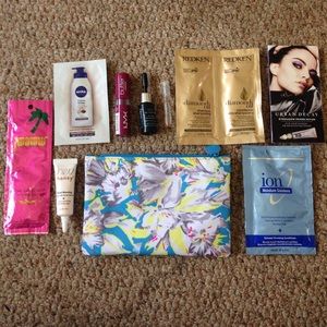 Beauty sample bundle