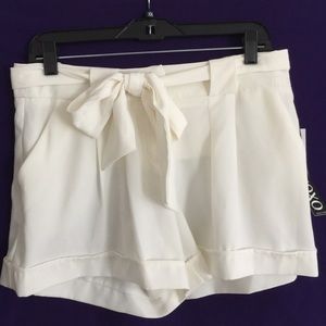 XOXO Pleated Shorts Sz 5/6