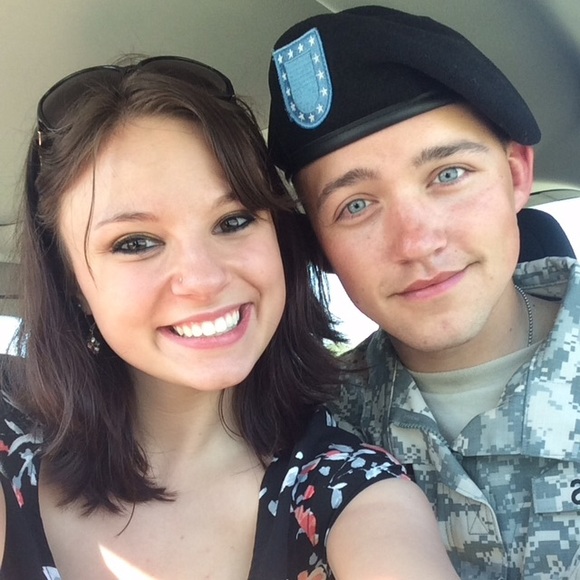 Meet your seller/buyer! 💕☺️