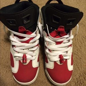 Jordan 6s size 7