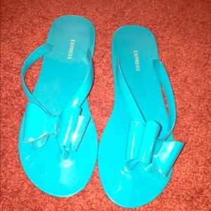 Express Jelly flip-flops!'