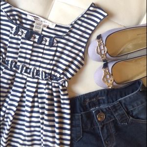 🎉🎉 HP! Max Studio top. Navy & white