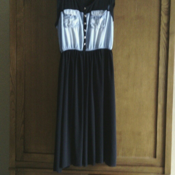 **SOLD*** - Picture 2 of 3