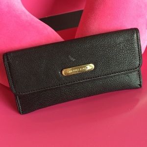Michael kors continental wallet :)