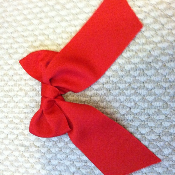 Large Red Hairbow